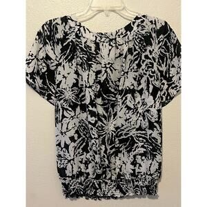 Jaclynn Smith, lightweight blouse size large